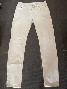Closed Unity Slim beige denim jeans